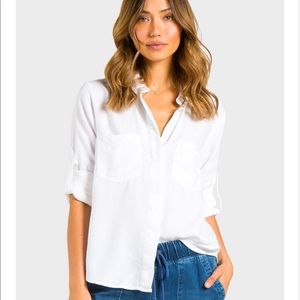 Bella Dahl Split back button down